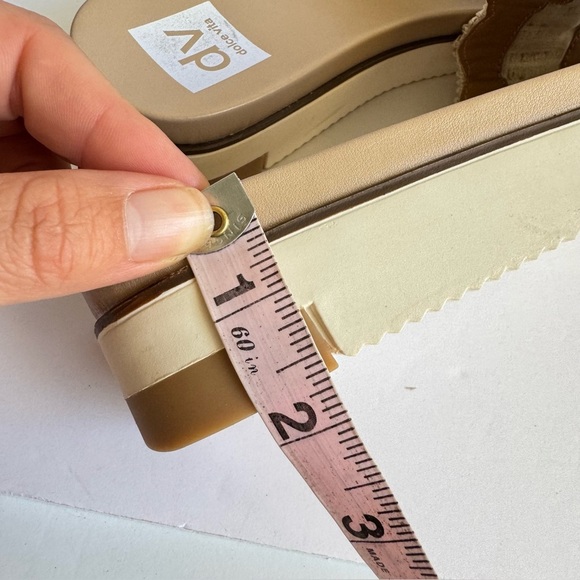 Dolce Vita Caster Sandals Pearl Beachy Coastal Slip On Shoes Platform Womens 8.5 - Picture 12 of 13